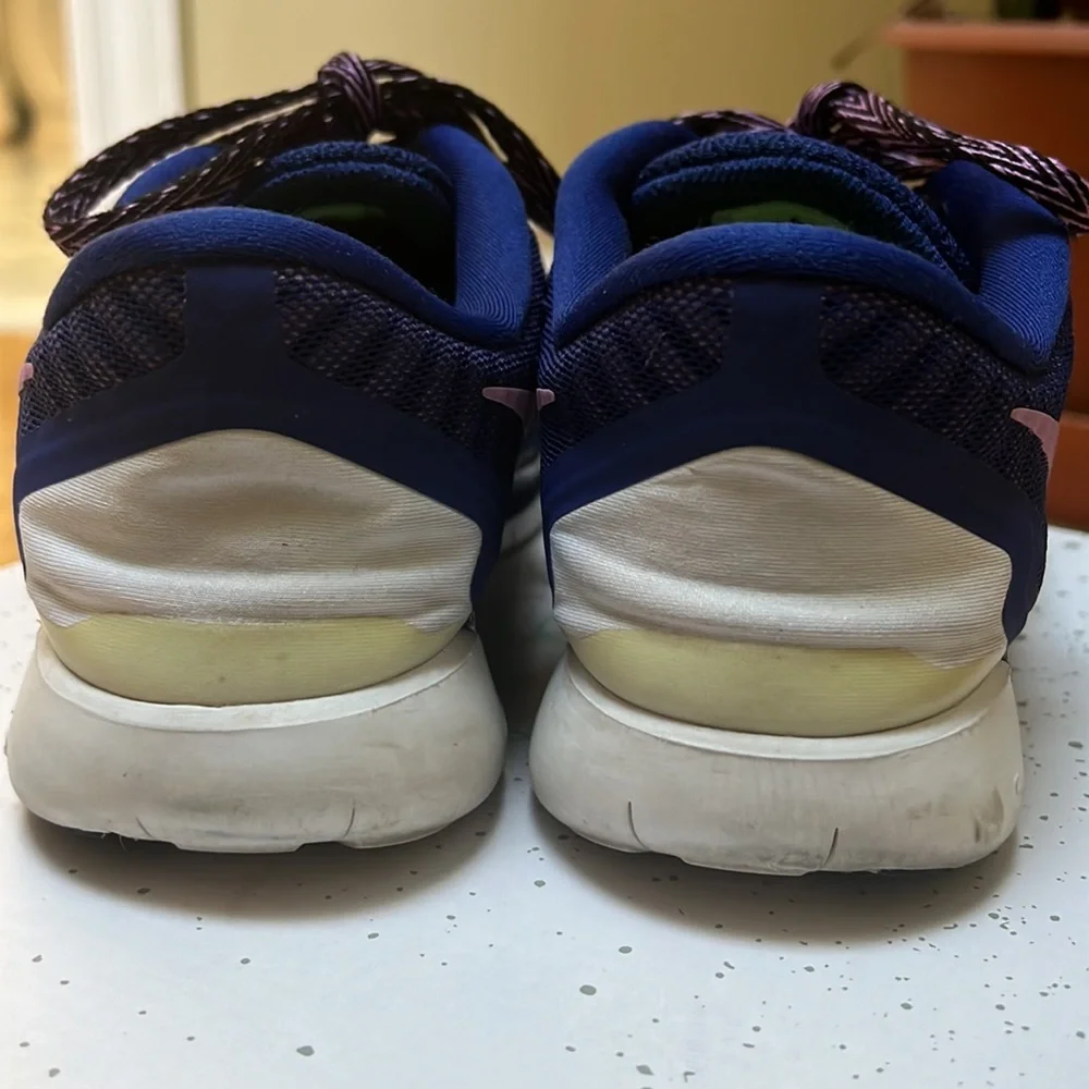 Nike Free 5.0 running shoes, size 6.5 - Picture 5 of 8